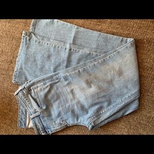 Vineyard vines flare jeans